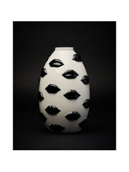 Black Mouth Vase 22 cm
