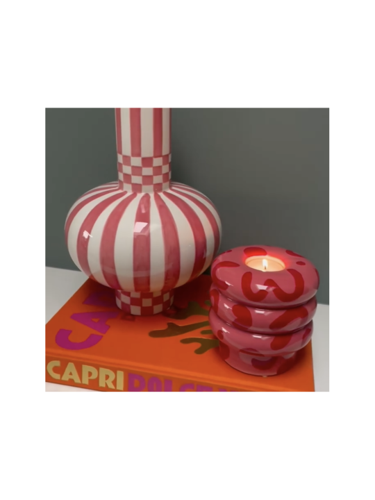 Leopard candle holder